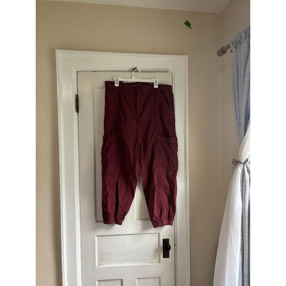 NWT american eagle joggers